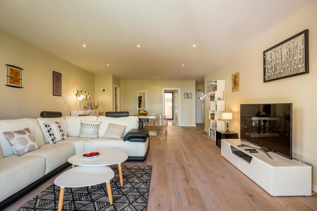 Funchal SilverWood Apartment - by MHM room 4